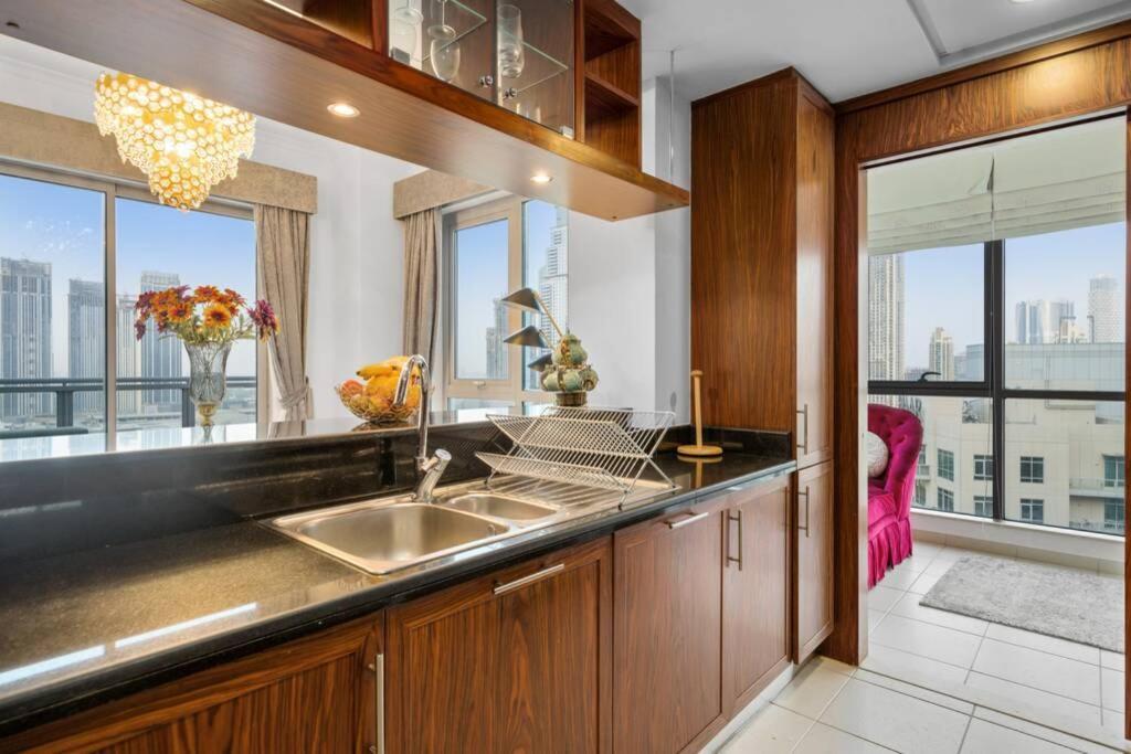 Spectacular Burj & Fountain View - Luxurious 3 Bedrooms & Maids Room - The Residences Dubai Esterno foto