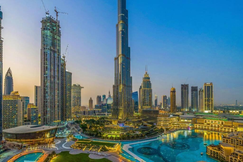 Spectacular Burj & Fountain View - Luxurious 3 Bedrooms & Maids Room - The Residences Dubai Esterno foto