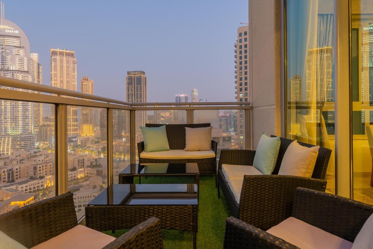 Spectacular Burj & Fountain View - Luxurious 3 Bedrooms & Maids Room - The Residences Dubai Esterno foto