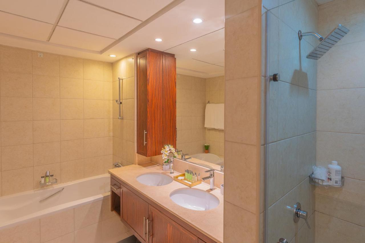 Spectacular Burj & Fountain View - Luxurious 3 Bedrooms & Maids Room - The Residences Dubai Esterno foto