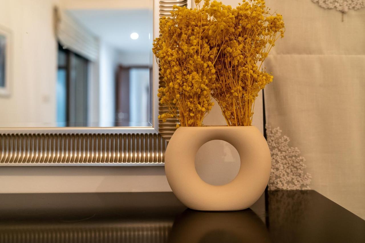 Spectacular Burj & Fountain View - Luxurious 3 Bedrooms & Maids Room - The Residences Dubai Esterno foto