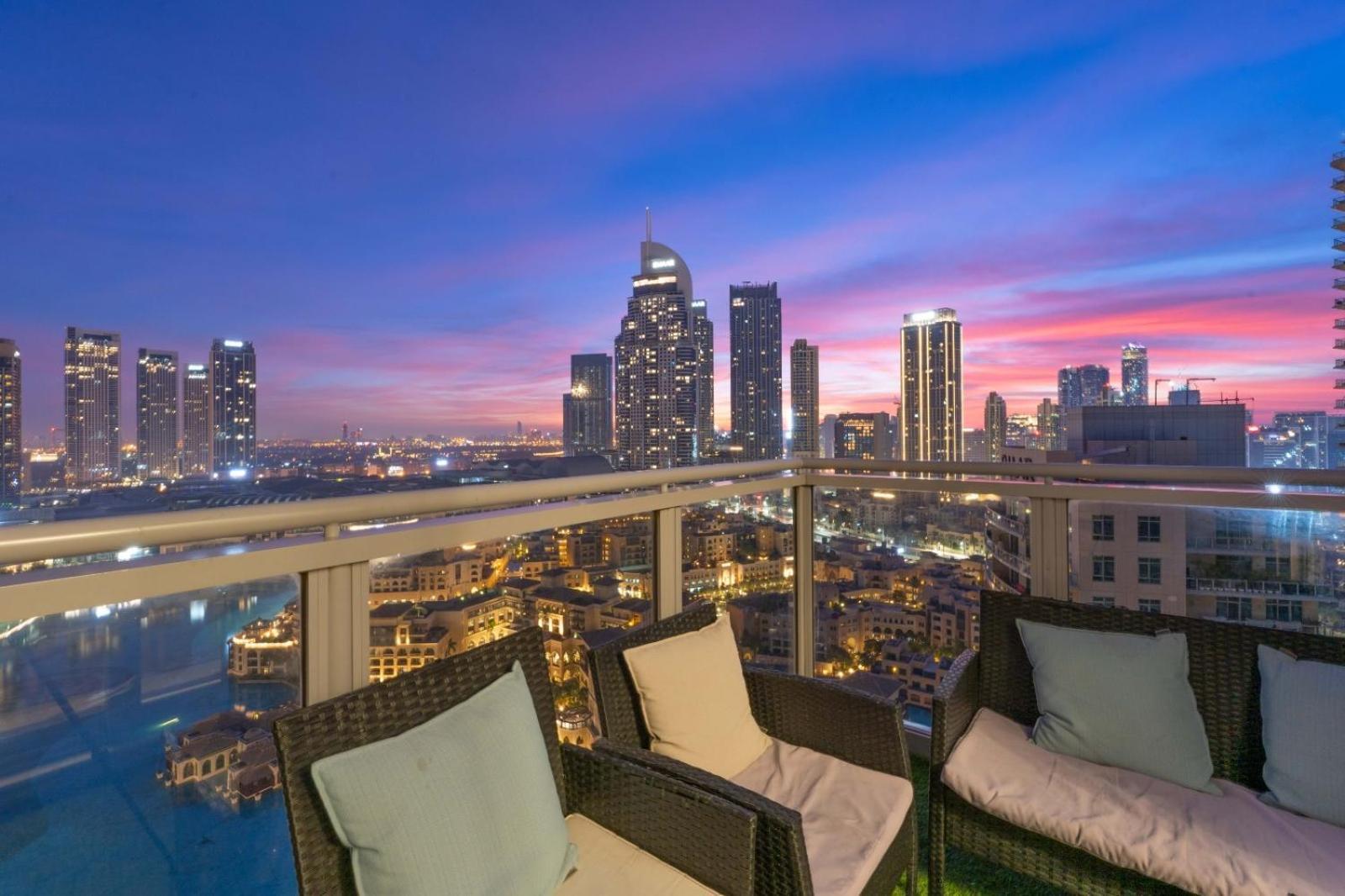 Spectacular Burj & Fountain View - Luxurious 3 Bedrooms & Maids Room - The Residences Dubai Esterno foto