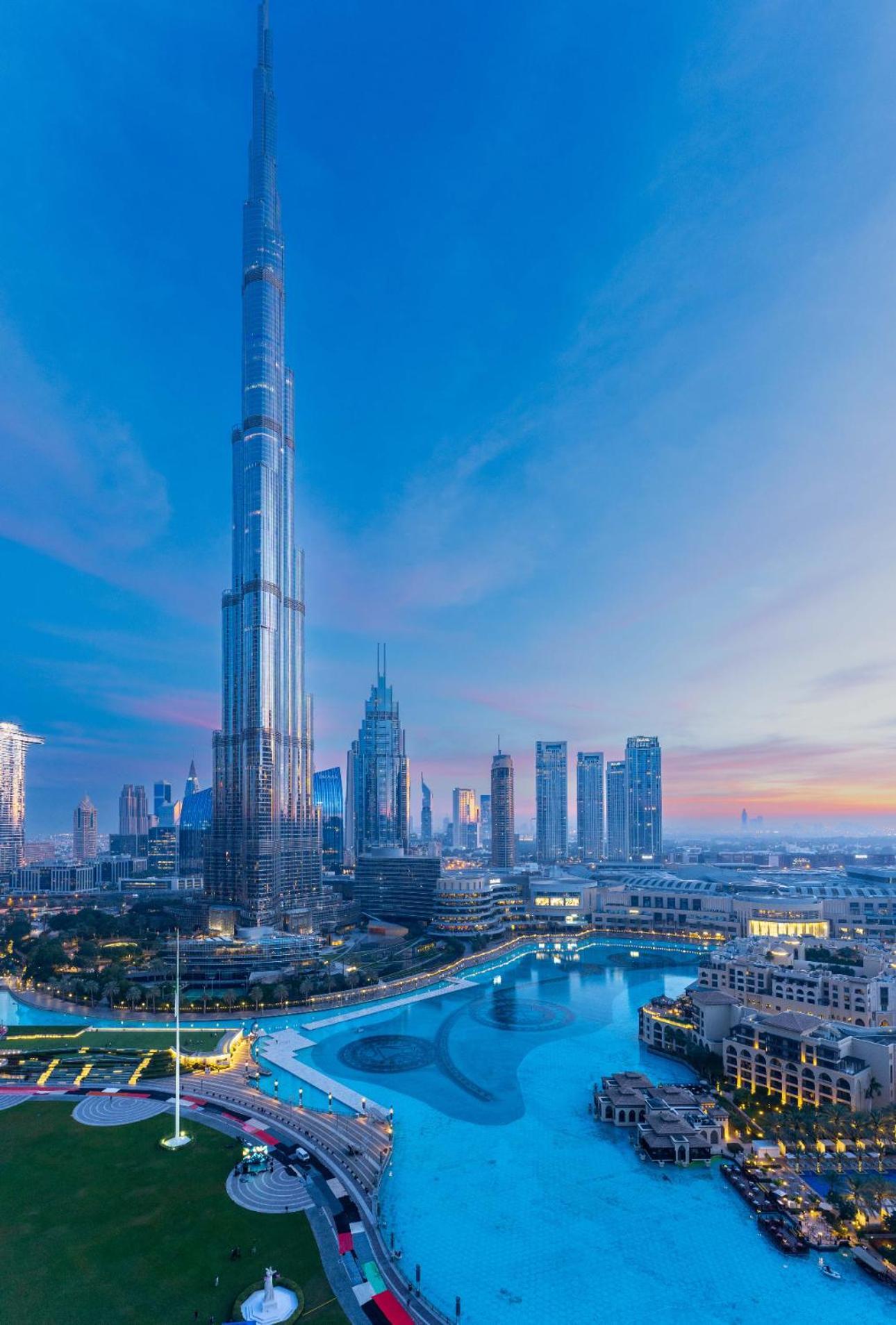 Spectacular Burj & Fountain View - Luxurious 3 Bedrooms & Maids Room - The Residences Dubai Esterno foto